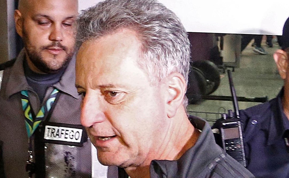 “Ainda mostrou o dedo do meio, Landim tem que agir”; Flamenguistas se revoltam com medalhão e pedem sua saí... - Bolavip Brasil