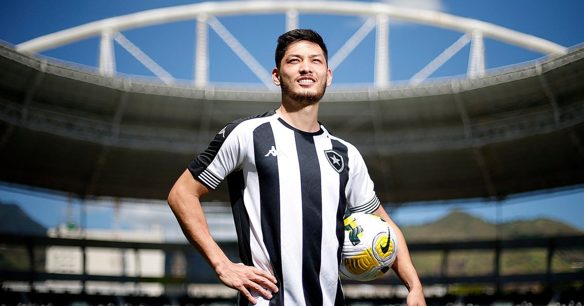 BOTAFOGO ANUNCIA CONTRATAÇÃO DE VOLANTE LUÍS OYAMA: ‘A TORCIDA PEDIU, JOHN TEXTOR ATENDEU’ - FogãoNET