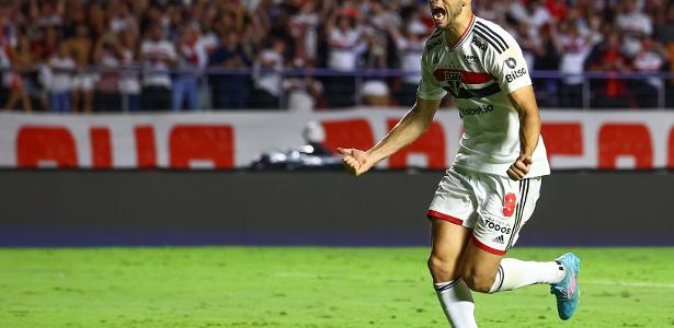 Calleri decide, São Paulo vence Palmeiras por 3 a 1 e abre vantagem - UOL Esporte