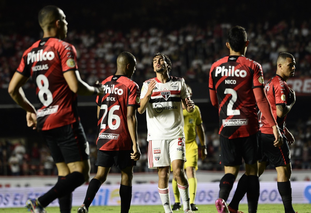 CBF muda horário de São Paulo x Athletico, pela estreia da Série A do Brasileiro - Globo.com