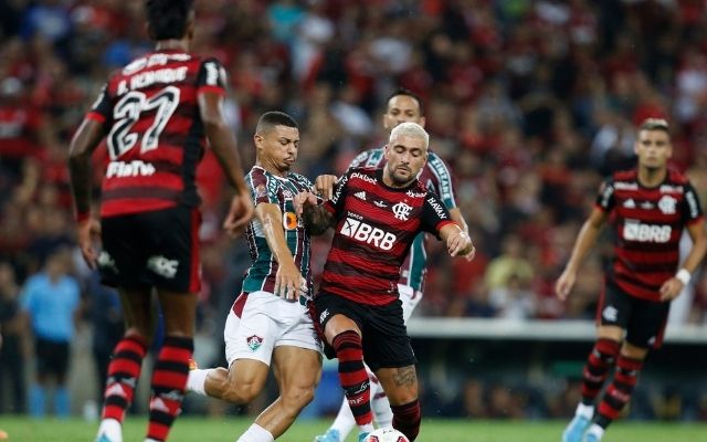 Clima quente e divergências: intervalo da final do Carioca tem debate entre técnico e jogadores do Flamengo - Coluna do Fla