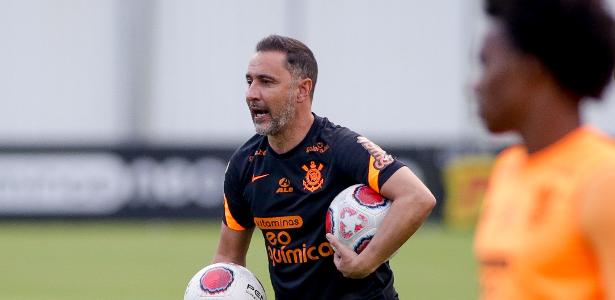 Com Willian, Corinthians encerra preparação para semi; confira relacionados - UOL Esporte