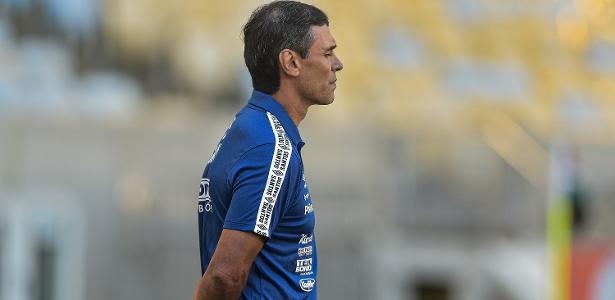 Contra times de elite, Santos cede três vezes mais finalizações do que cria - UOL Esporte