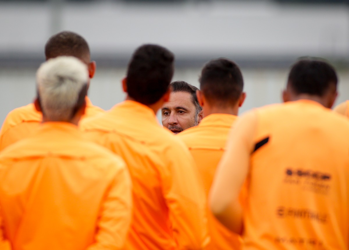 Corinthians anuncia inscritos na Libertadores; veja os nomes - Globo.com