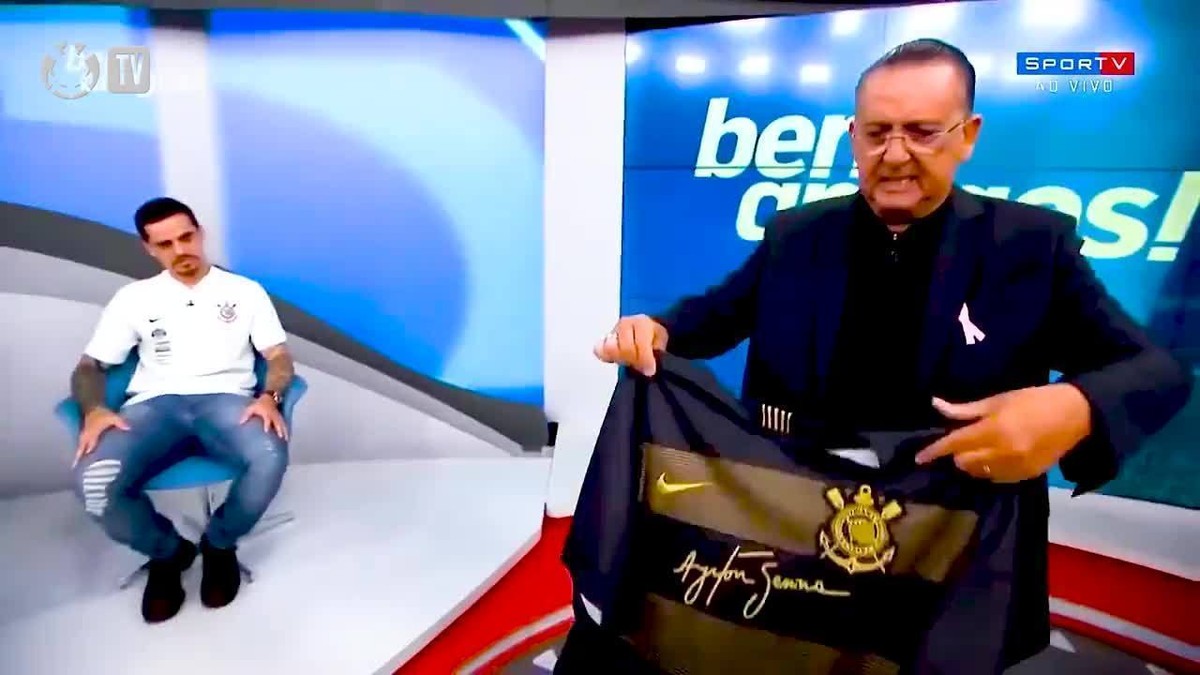 Corinthians homenageia Galvão Bueno com narrações históricas em jogos do time; veja vídeo - Globo.com