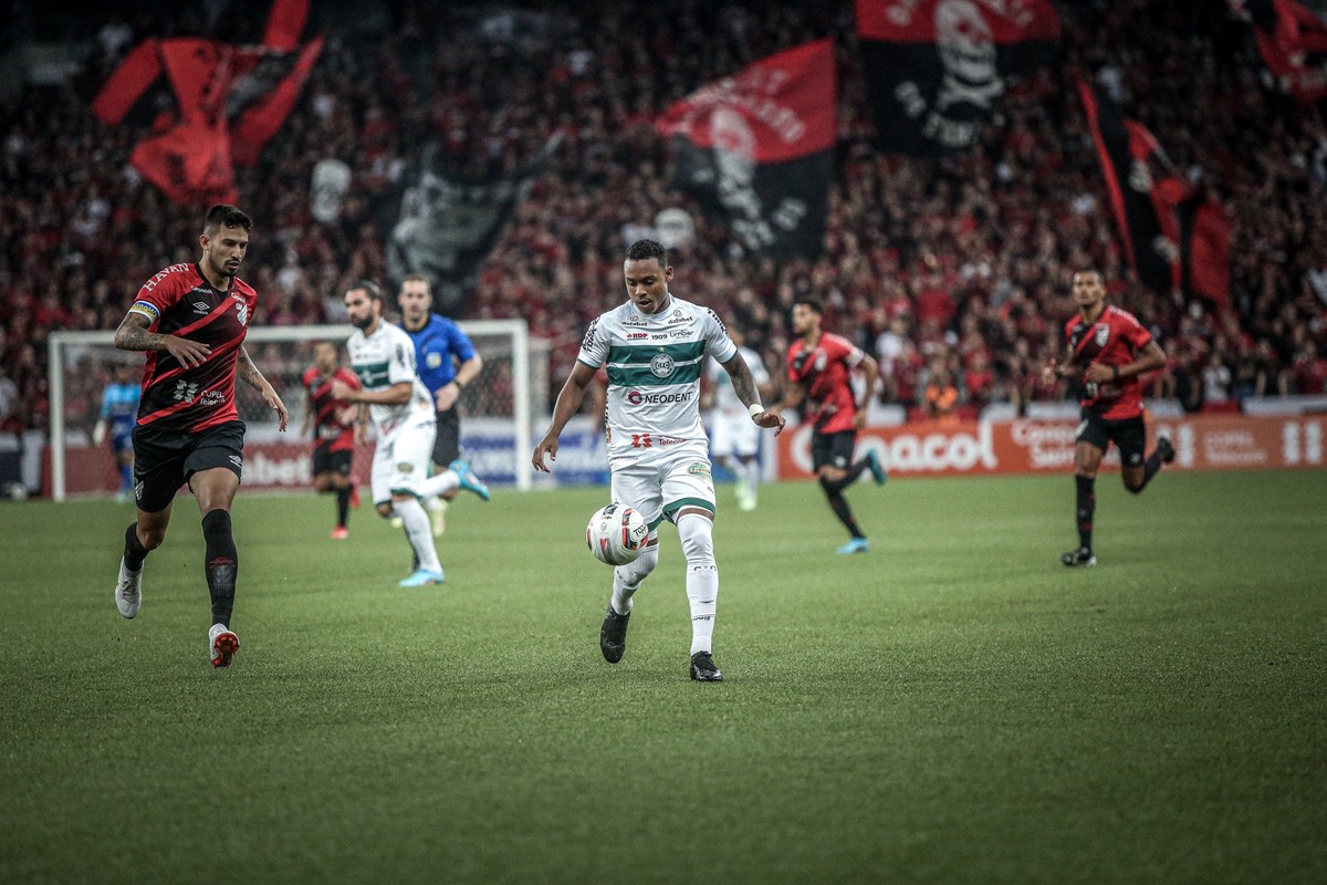 Coritiba encerra tabu de três anos sem vencer Athletico na Arena da Baixada - Globo.com