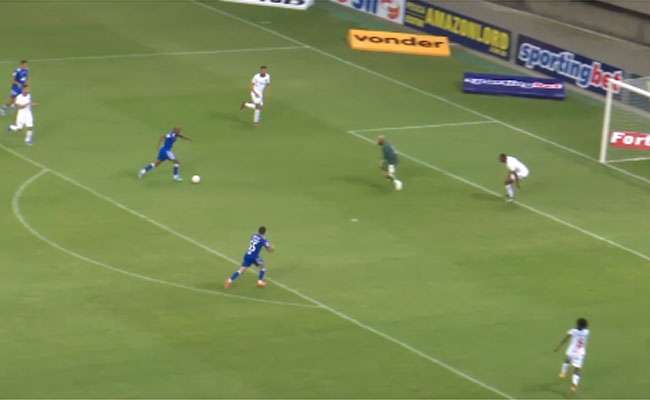 Cruzeiro perdeu chance clara em derrota para o Bahia; veja números do jogo - Superesportes