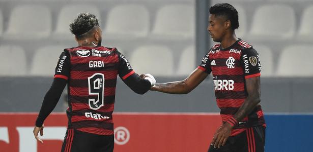 Fla bate Sporting Cristal na Libertadores e alivia pressão após turbulência - UOL Esporte