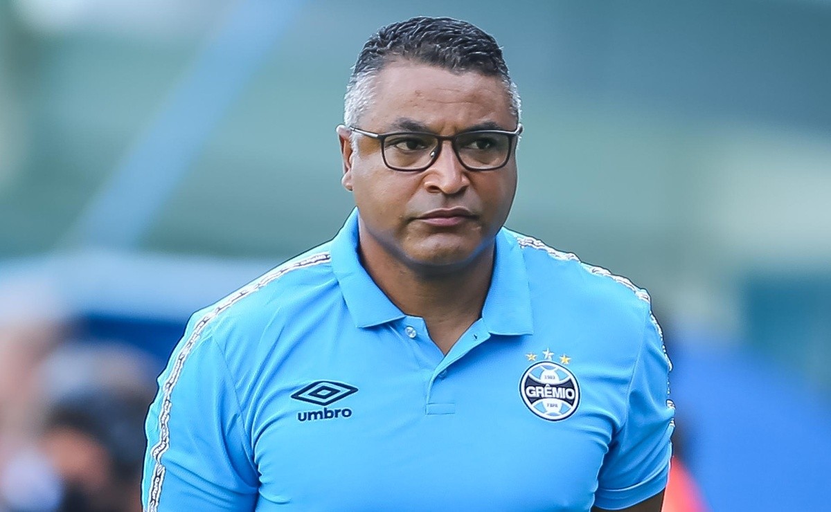 Grêmio perde pênalti e empata na estreia pela Série B e o técnico Roger Machado desabafa: “Fica a frustração” - Bolavip Brasil