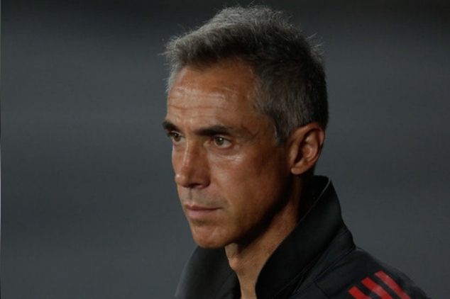 Jornalista revela bate boca entre Paulo Sousa e dois titulares do Flamengo: ‘Vocês não fazem o que eu mando’ - Torcedores.com