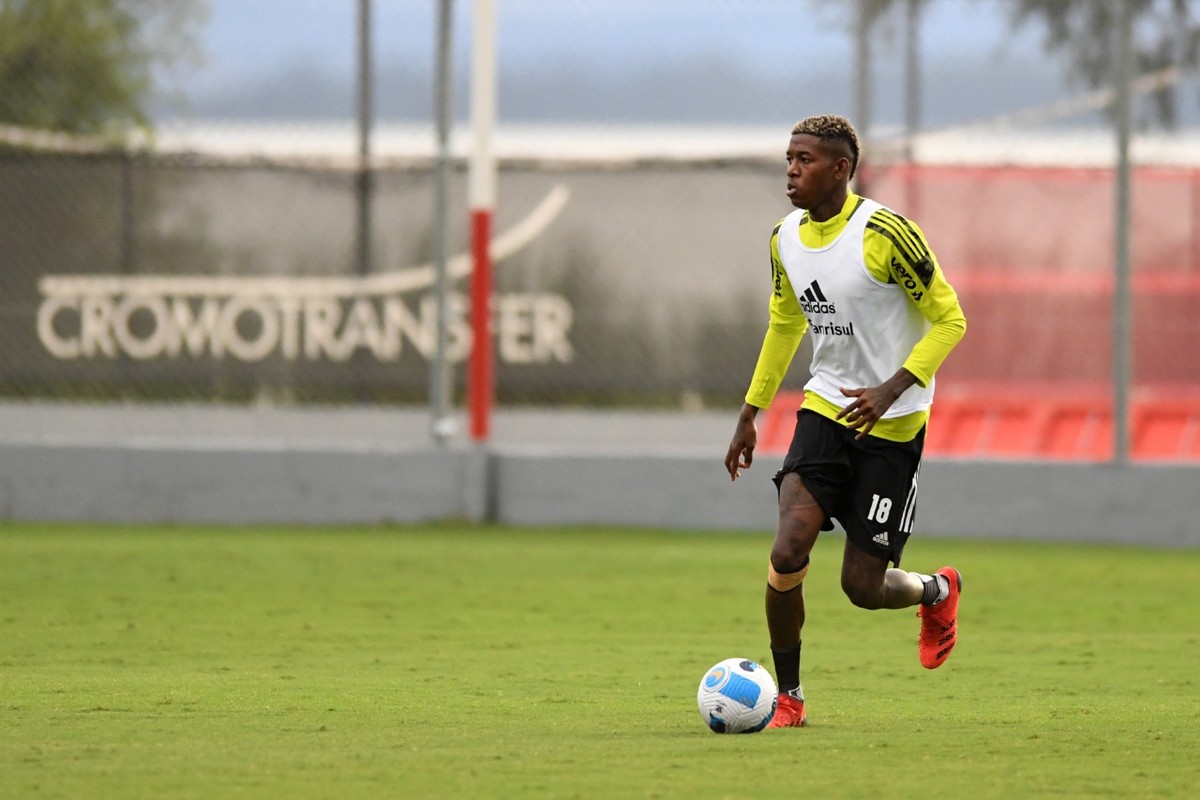 Medina relaciona Vitão e Estevão, e Inter projeta vitória para afastar mau momento - Globo.com