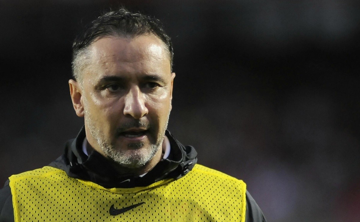 “Optou por sacar o experiente”; medalhão não agrada Vítor Pereira e Corinthians deve colocá-lo no mercado - Bolavip Brasil