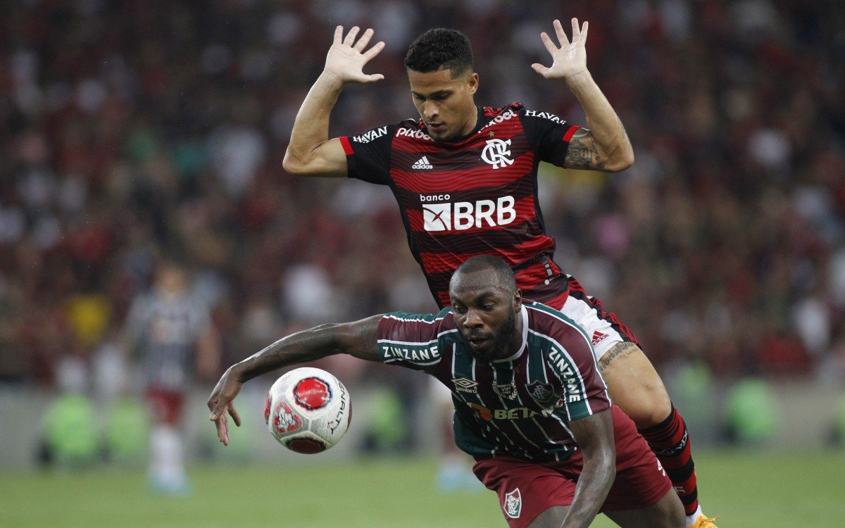 Paulo Sousa não poupa palavras para criticar exibição do Flamengo na derrota para o Fluminense - O Dia