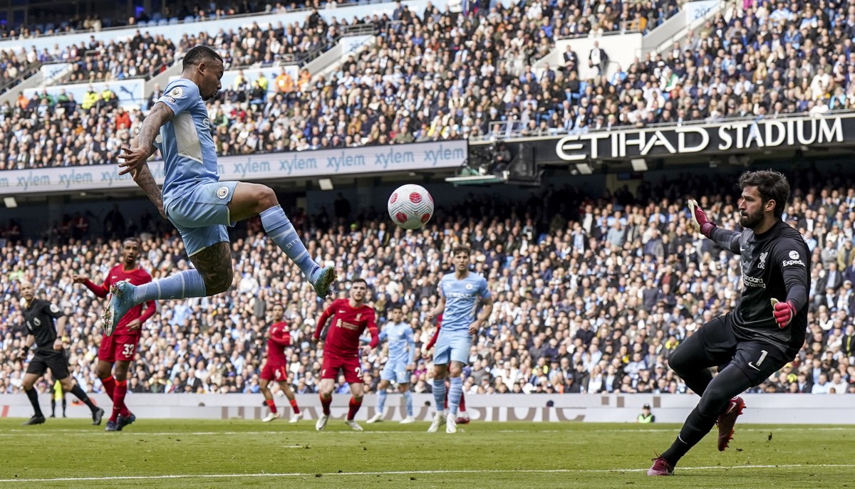 Radar da Seleção: Gabriel Jesus brilha em clássico e mostra que segue vivo na corrida para o Catar - Globo.com