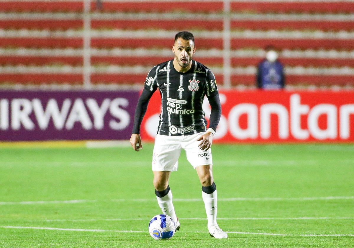 Renato Augusto admite estreia ruim do Corinthians na Bolívia: 