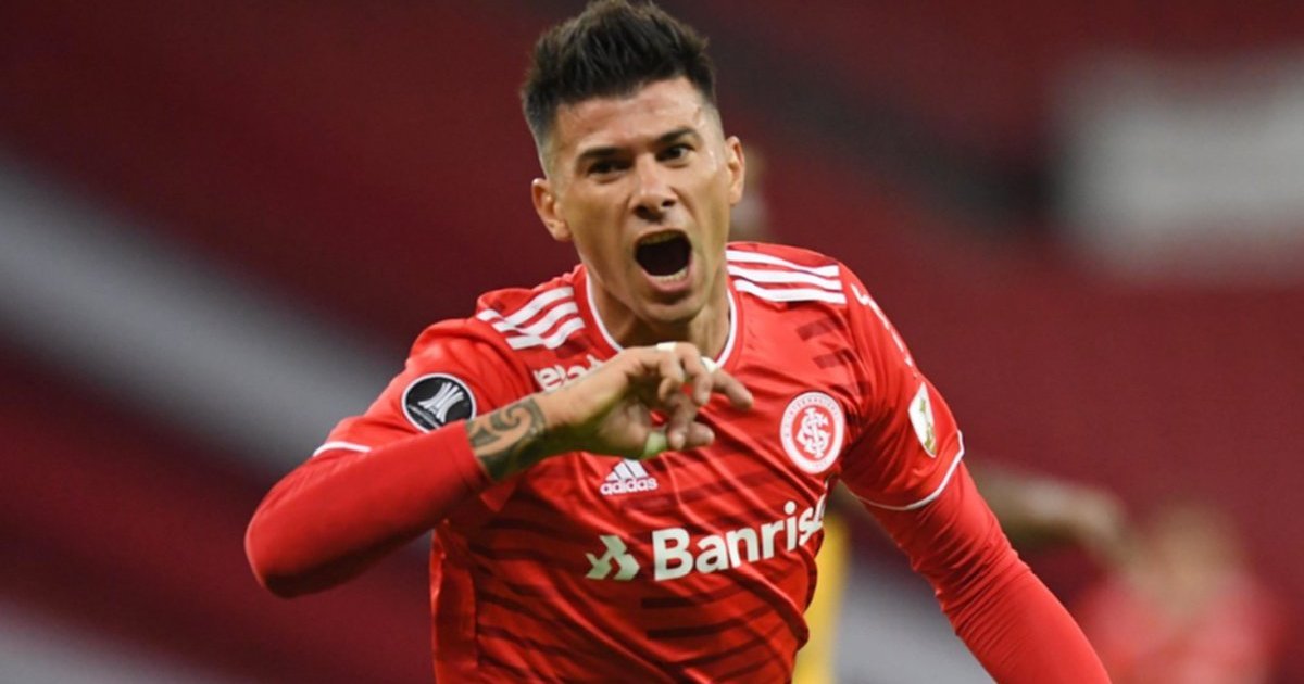 Victor Cuesta assina contrato com o Botafogo de empréstimo até o fim da temporada - FogãoNET